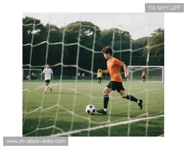 逆天弧线揭秘：从物理学角度解析CBA足球赛场上的最佳进球